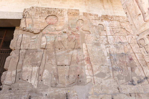 Scéna z Abydosu Temple v Madfuna, Egypt - Fotografie, Obrázek