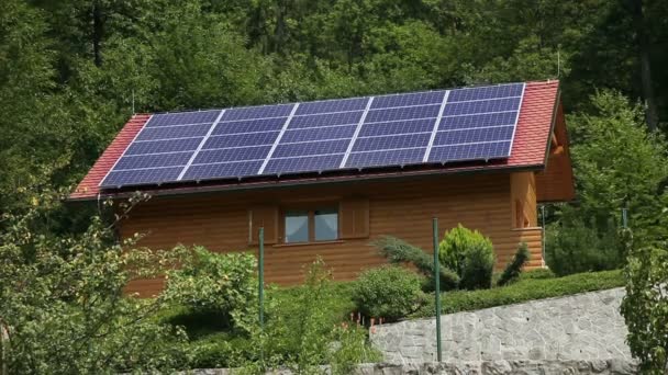 paneles solares en el techo - Imágenes, Vídeo