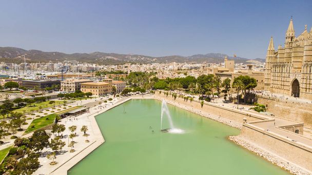 Vista aerea della città di Palma. Paesaggio urbano, architettura, Cattedrale di Santa Maria
 - Foto, immagini