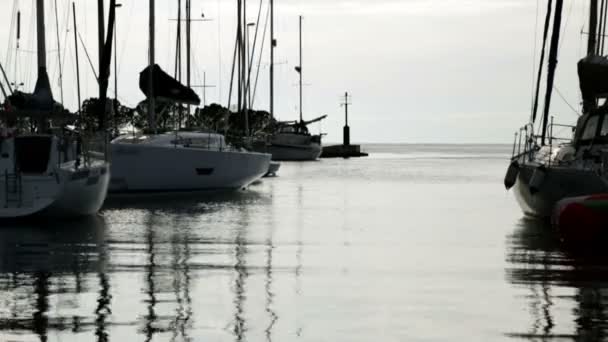 liman Yelkenliler tam gün batımı - Video, Çekim