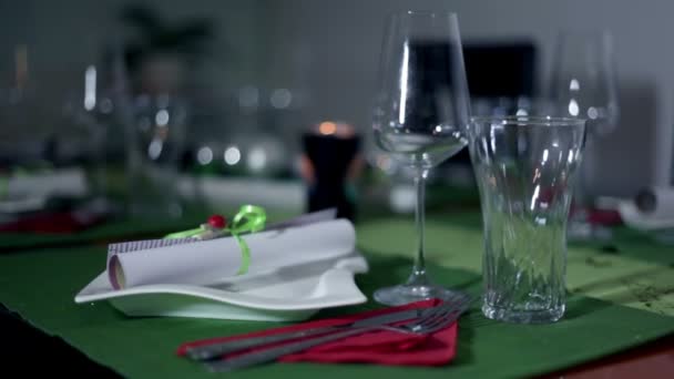 Place setting on decorated table for special occasion - Video, Çekim