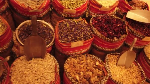 Arabský trh s kořením-koření shop-obchod s kořením - Záběry, video