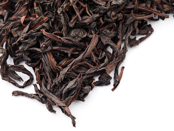 Chińska czarna herbata izolowana na białym tle - Zdjęcie, obraz