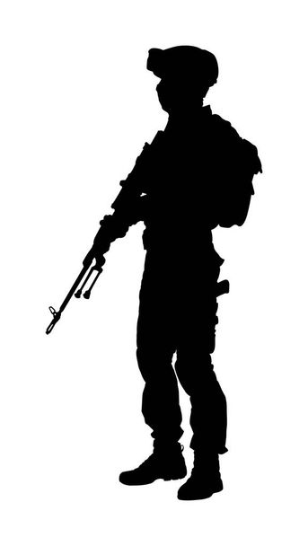 Vojenský voják s odstřelovací puškou ve službě vektorová silueta (pamětní den, den veteránů, 4. červenec, Den nezávislosti) voják drží hodinky, na stráži. Rangeři na hranicích. Komanda salutující.  - Vektor, obrázek