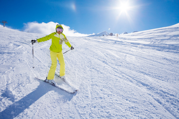 Las vacaciones de esquí más felices
 - Foto, Imagen
