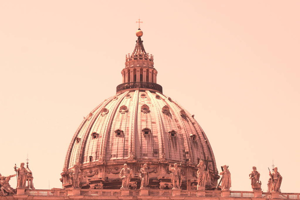 Basílica de São Pedro na Praça de São Pedro, Cidade do Vaticano. Museu do Vaticano, Roma, Itália
. - Foto, Imagem