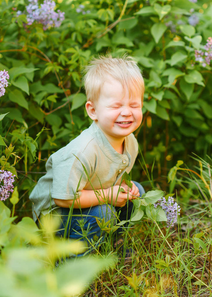 portrait of little BOY outdoors in summer - Φωτογραφία, εικόνα