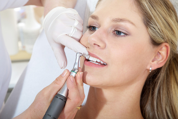 Cosmetic dental cleaning - Zdjęcie, obraz