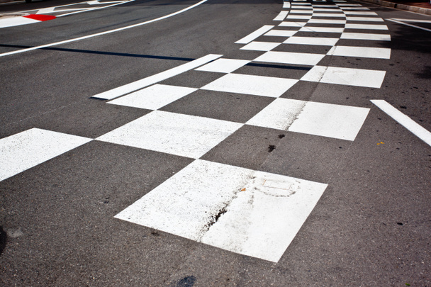 Carrera de coches asfalto
 - Foto, imagen