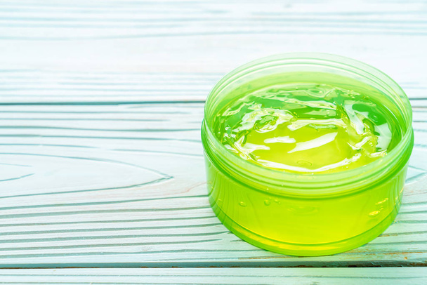 aloe vera gel with aloe sliced - Фото, изображение