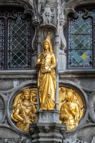 Detail bazilika svaté krvavé fasády v Bruggách, Flandry, BE - Fotografie, Obrázek