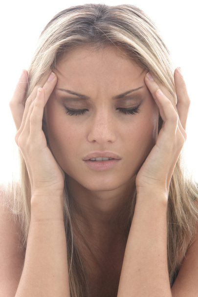 mujer joven con dolor de cabeza - Foto, Imagen