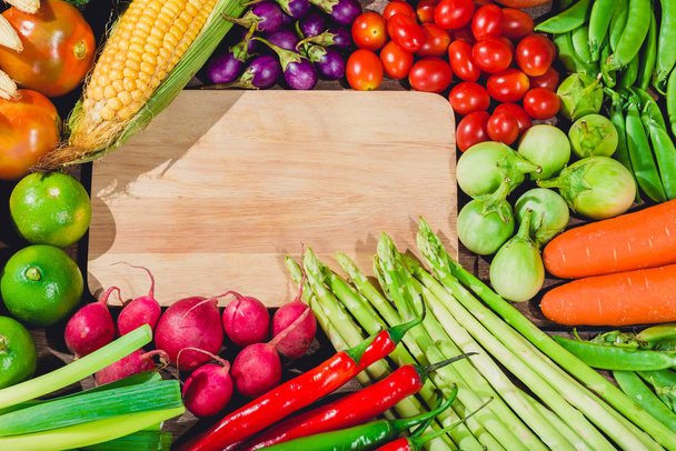 Taze gıdaların backgroud lezzetli ve sağlıklı varis sebzeler o - Fotoğraf, Görsel