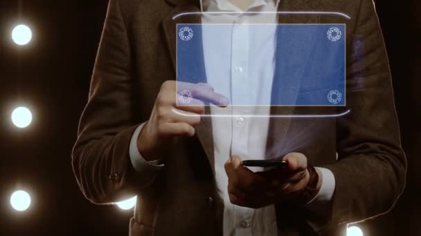 Zakenman toont hologram met tekst Commissie - Video