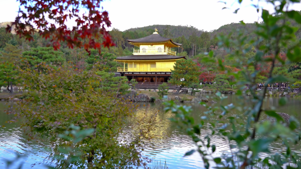 séquences panoramiques de la belle pagode japonaise traditionnelle
 - Séquence, vidéo
