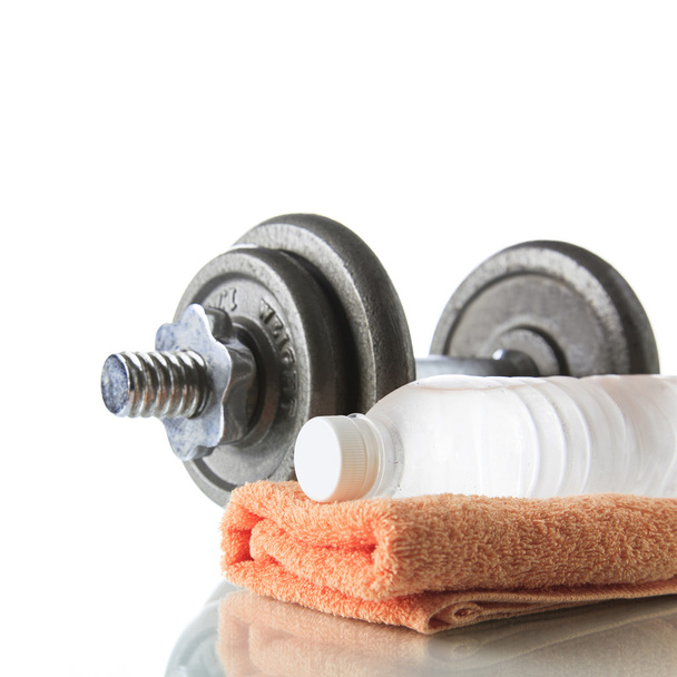 Dumbbell with water and towel - Fotografie, Obrázek