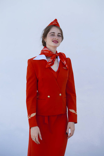 RUSSIA, SAMARA: 19 JULE 2019. Beautiful stewardess dressed in of - Valokuva, kuva