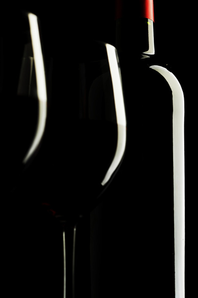 Red Wine Glass silhouette Black Background - Foto, afbeelding