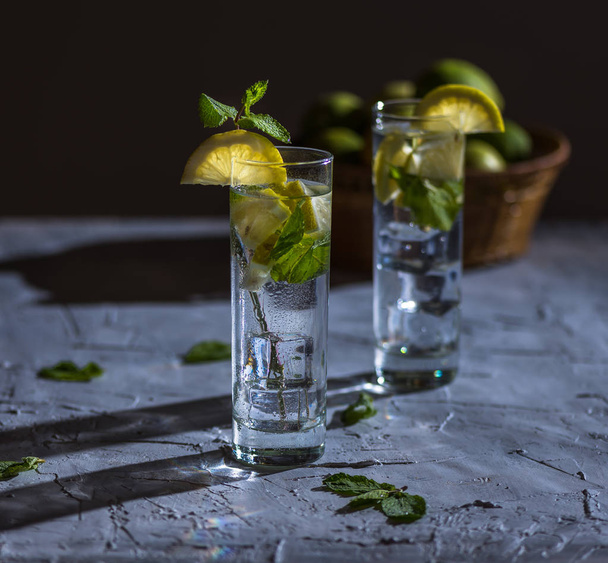 Soğuk limonata yaz kavramı  - Fotoğraf, Görsel
