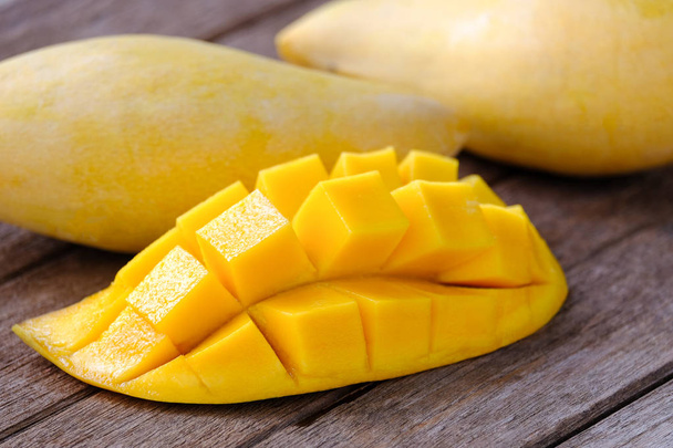 Čerstvý mango zralý - Fotografie, Obrázek