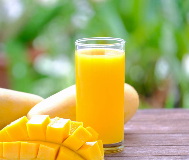 Fresh mango juice - Φωτογραφία, εικόνα
