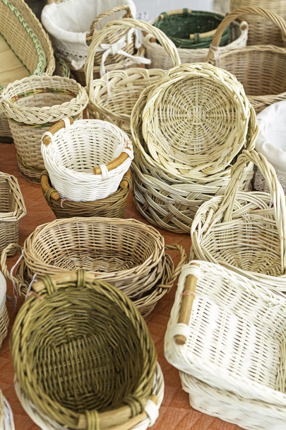 плетені кошики
 - Фото, зображення