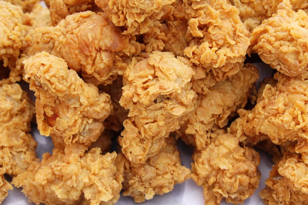 Τηγανητό κοτόπουλο είναι νόστιμο το φαγητό του δρόμου - Φωτογραφία, εικόνα