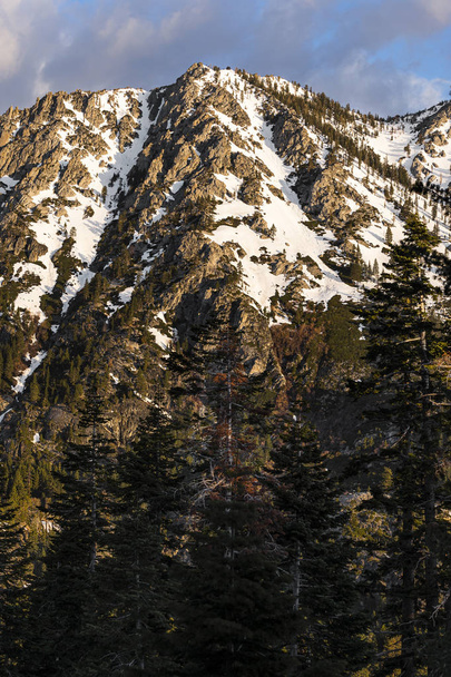 Gama de montanhas de Sierra Nevada, Estados Unidos
 - Foto, Imagem