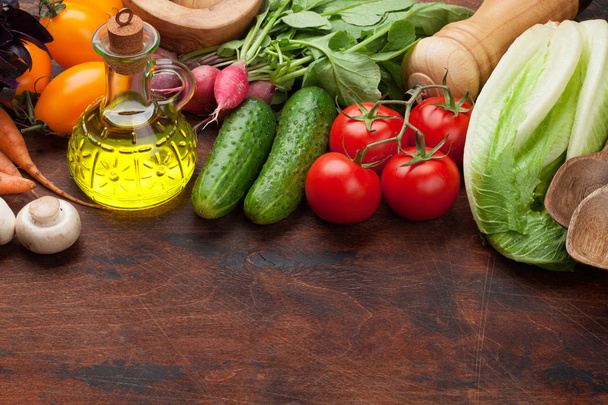 Variedad de verduras orgánicas crudas
 - Foto, Imagen