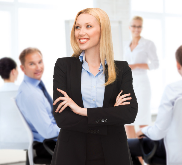 Attractive young businesswoman in office - Foto, Imagem