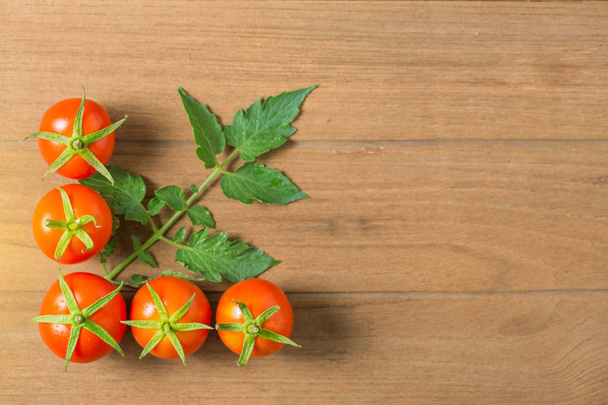 fresh tomato on wooden backgroun - Photo, Image