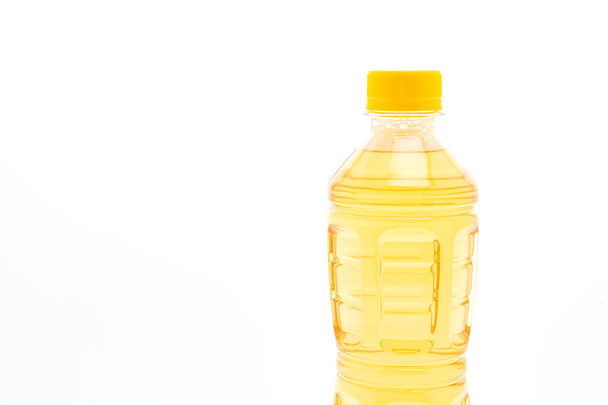 bottle of ice tea and green tea on white background - Photo, image