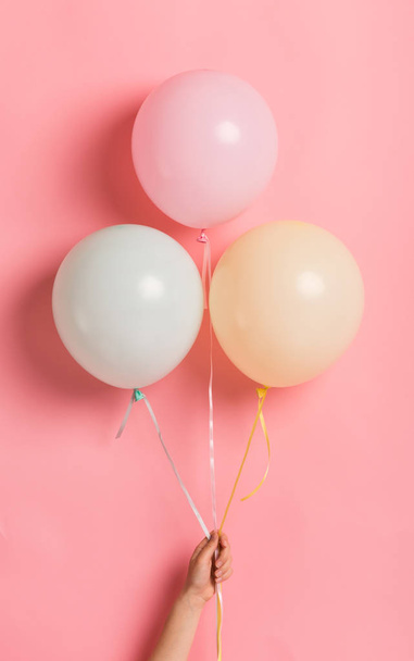 Balloon bunch in shape of ice cream for birthday party - Fotoğraf, Görsel