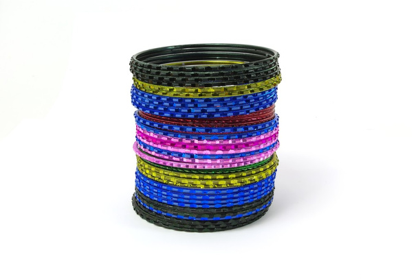 Coloured metallic bracelet rings - Photo, Image