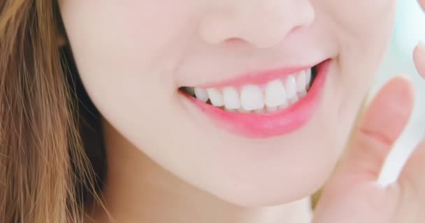 Close-up van meisje tanden - Video