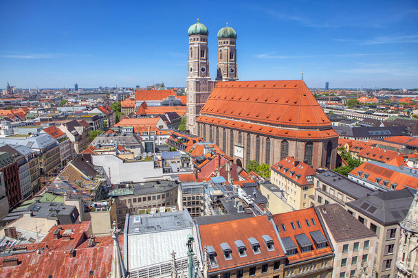 belle vue aérienne de Frauenkirche à Munich
  - Photo, image