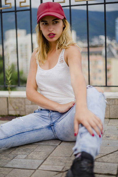 Portrait of stylish blonde woman outdoor  - Valokuva, kuva