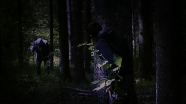 Хлопчик програв у лісі 7 епізод
 - Кадри, відео