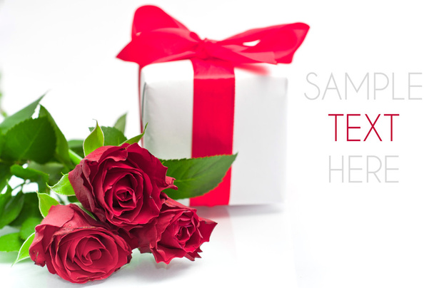 Valentine' s background- bunch of roses and present - Photo, Image