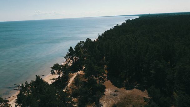 Tramonto vicino alla costa Mar Baltico Jurkalne Vista aerea Lettonia
 - Foto, immagini