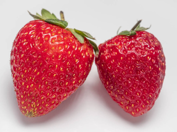 Strawberry isolated on white background. Strawberry Clipping Path. - Foto, immagini