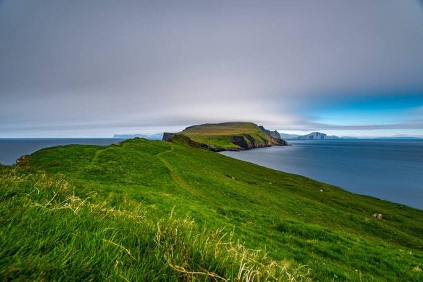 Islandeses Faroé de Mykines, exposição ultra longa
 - Foto, Imagem