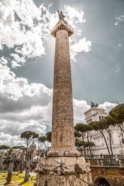 Trajan Column - Фото, изображение