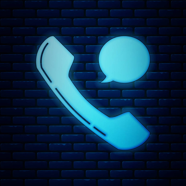 Leuchtende Neon-Telefonhörer und Sprechblase Chat-Symbol isoliert auf Backsteinwand Hintergrund. Telefonzeichen. Vektorillustration - Vektor, Bild