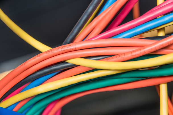 Núcleo de red y cables de conexión
 - Foto, Imagen