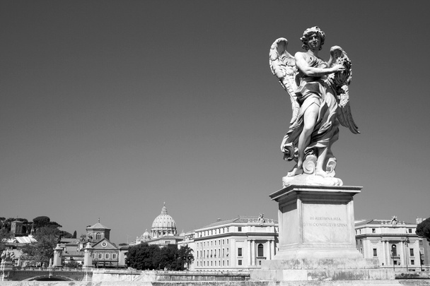 melek heykeli Roma İtalya - Fotoğraf, Görsel