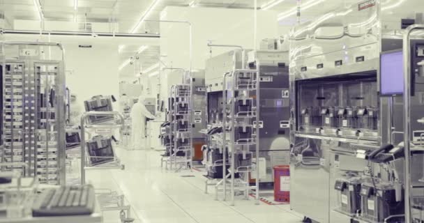 Clean room manufacturing of silicon wafers for the semiconductors industry - Footage, Video