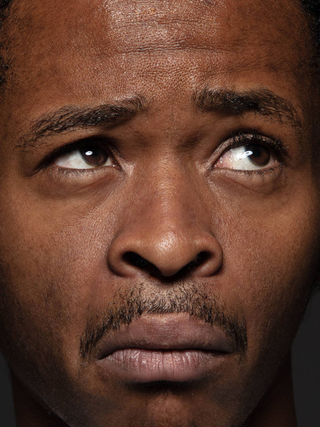 Close up portrait of young african-american man - Fotó, kép