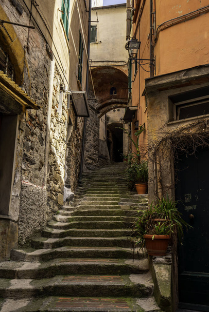 The streets of Vernazza village in Cinque Terre, Italy - Fotoğraf, Görsel