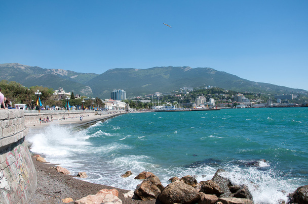 ylta の海の波 - 写真・画像